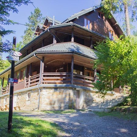 Lesna Willa Pttk W Komanczy Komańcza Exteriér fotografie