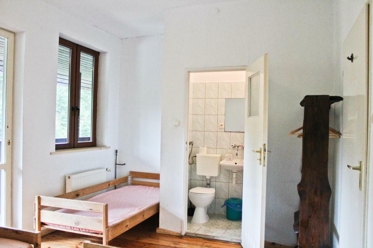 Lesna Willa Pttk W Komanczy Komańcza Exteriér fotografie